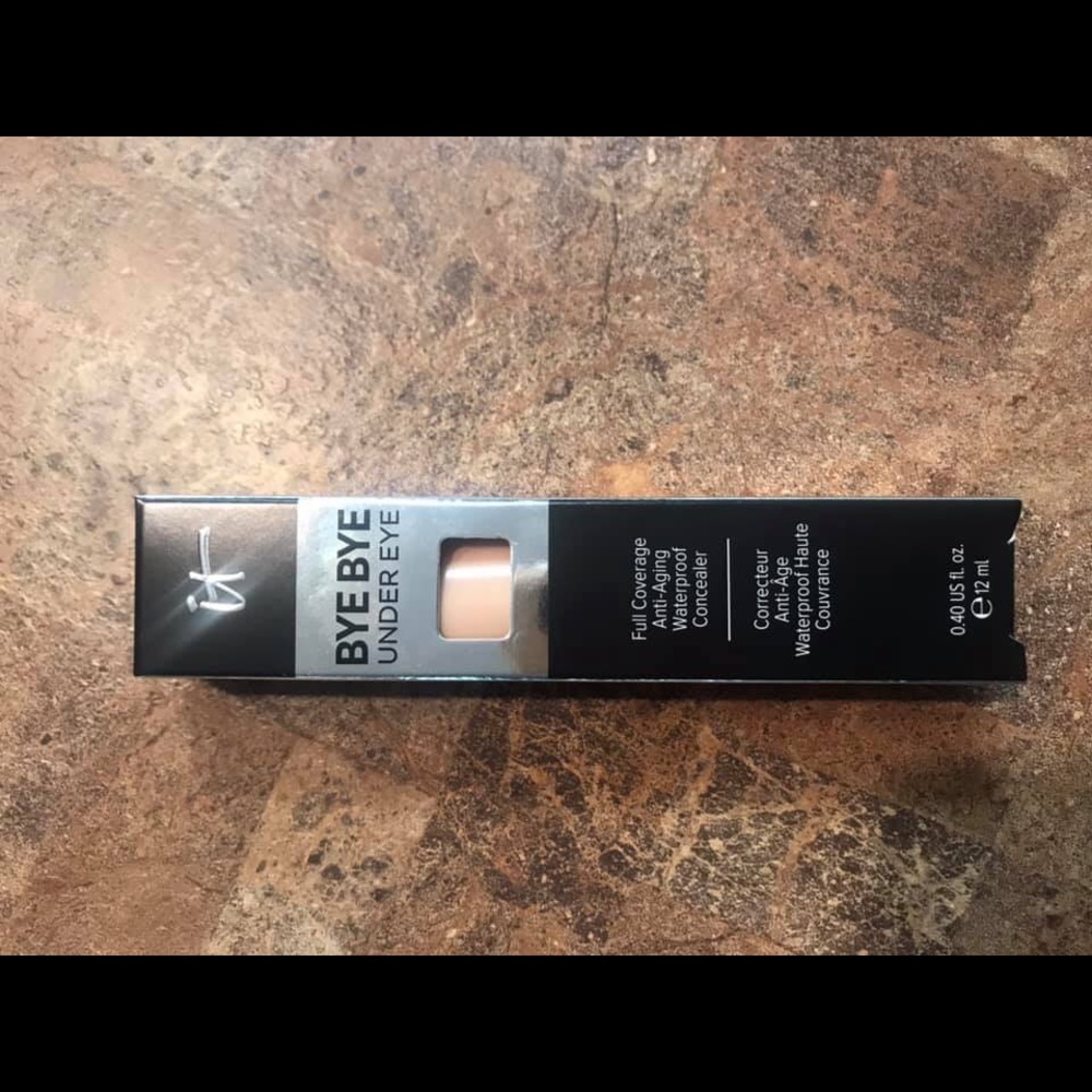 IT cosmetics Bye Bye Undereye Concealer